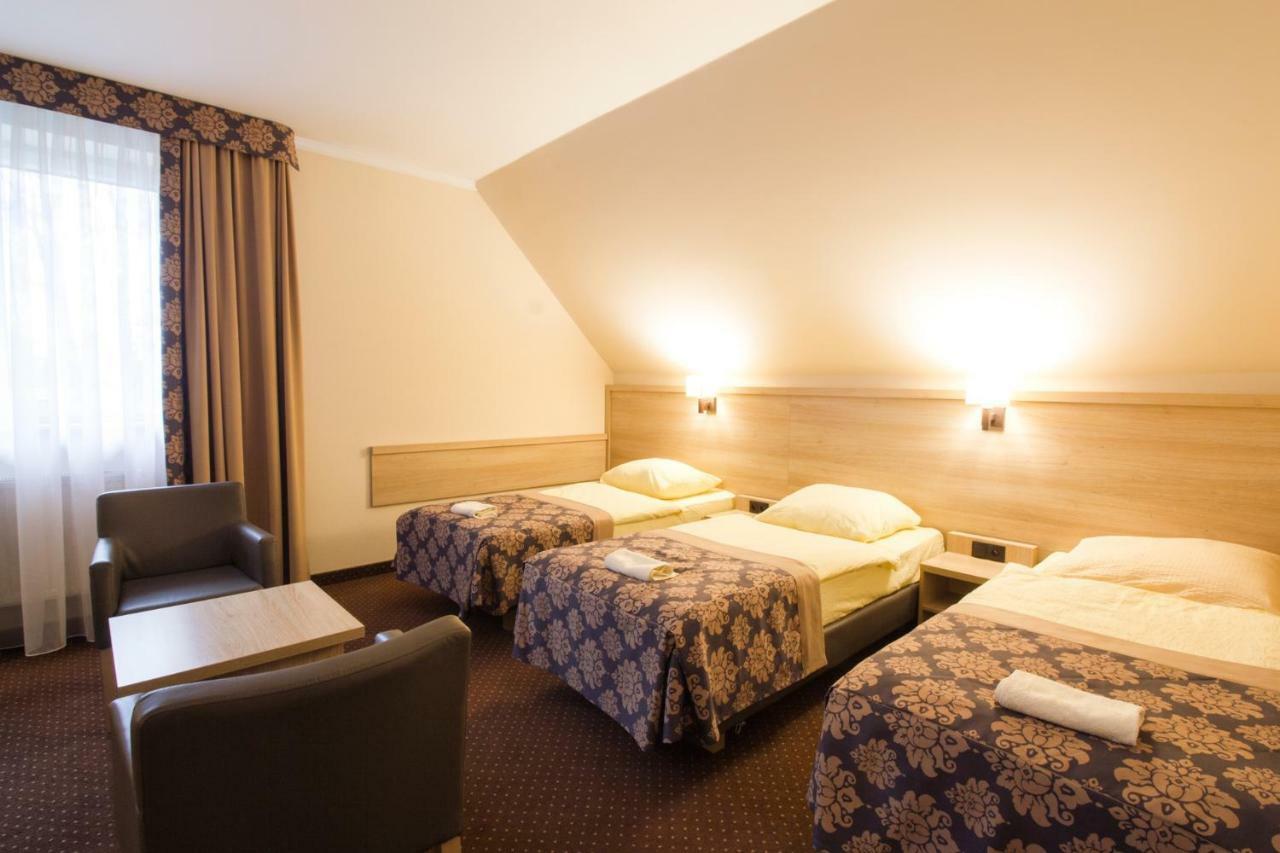 Motel Db2000 Biłgoraj Exterior foto